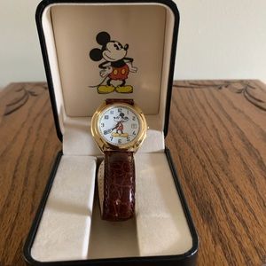 🔥SALE🔥  Men’s Authentic Disney Park Mickey Mouse Watch